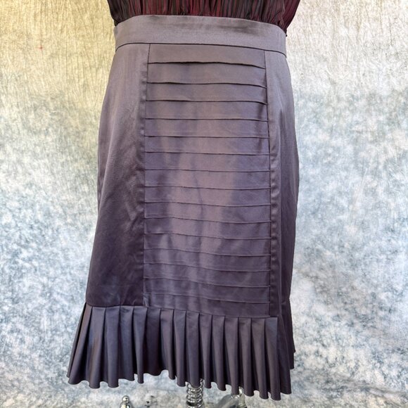 BCBGeneration Grey & Burgundy - Picture 3 of 9